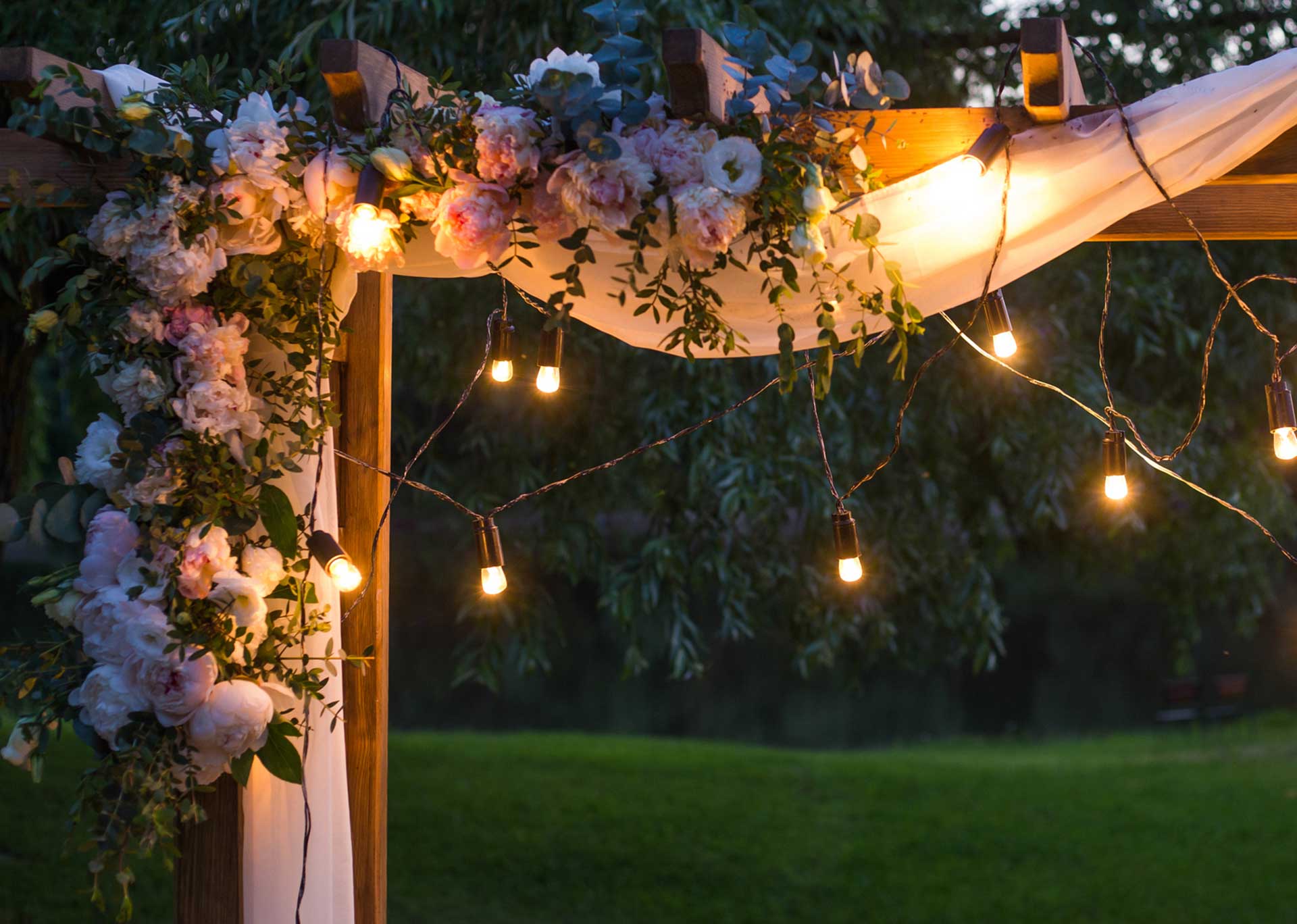 Wedding evening lighting with flowers